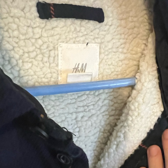 Men’s H&M Sherpa Lined Flannel Jacket - Picture 3 of 8